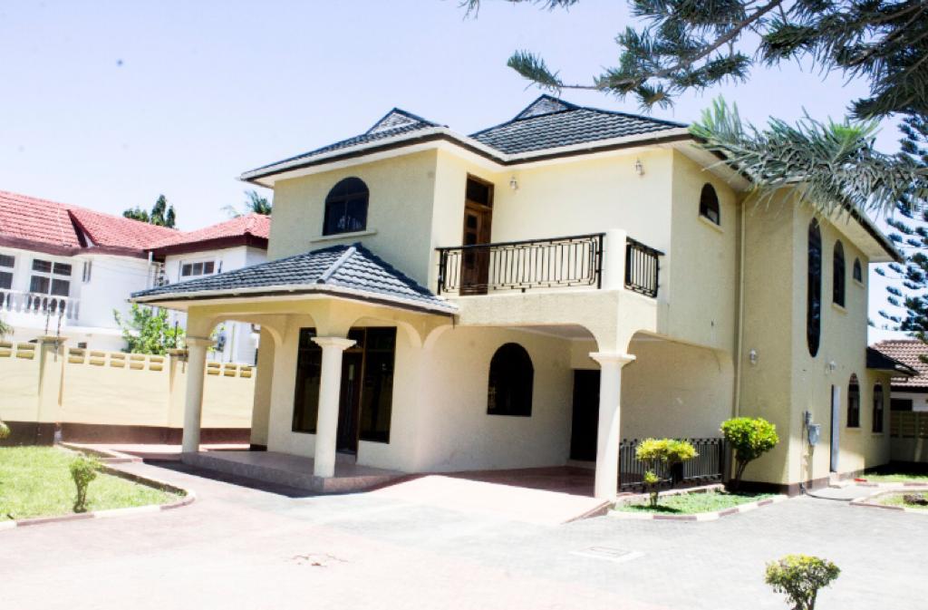 Modern 3BR House in Mikocheni